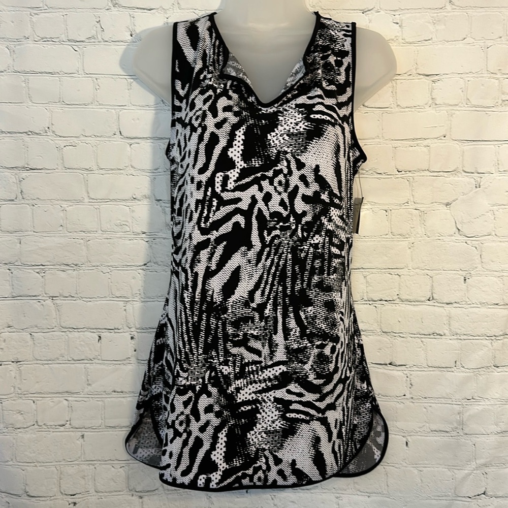 Tahari black and white animal print top